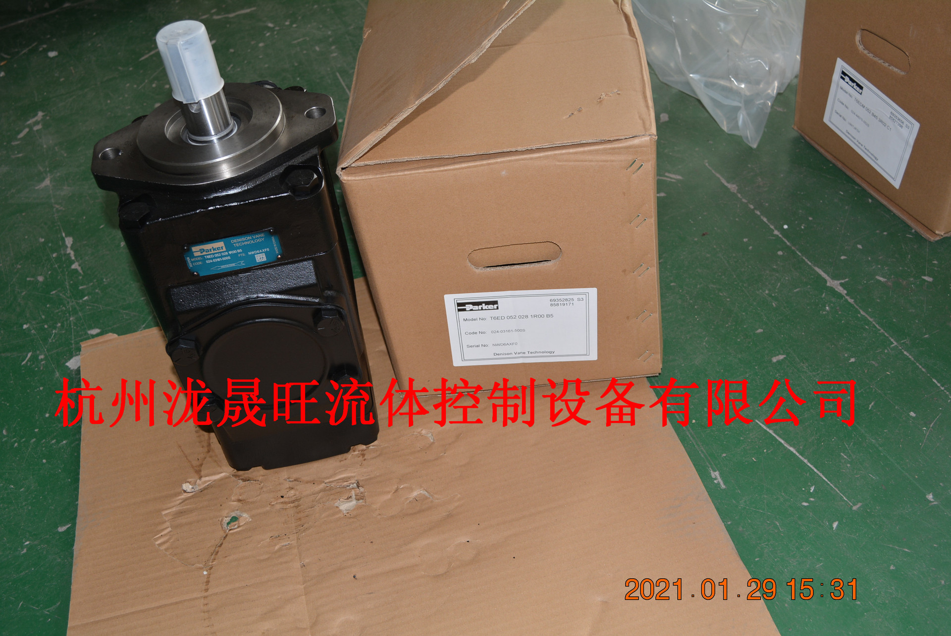 特价供应Parker(派克)高压叶片泵T6ED-052-028-1R00-B5