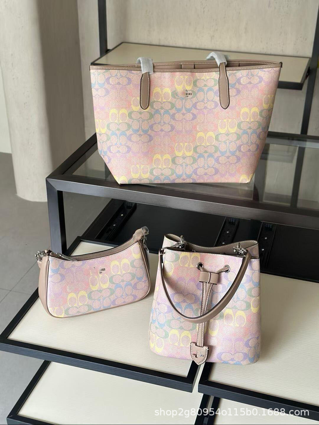 Coach qadın çantası - City Tote, Rainbow Monogram, mini bucket