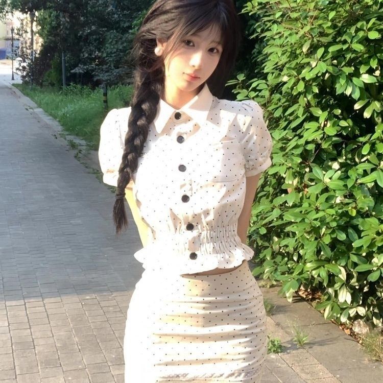 富家千金感波点套装裙女夏季甜美翻领短袖衬衫蕾丝边半身裙两件套|undefined