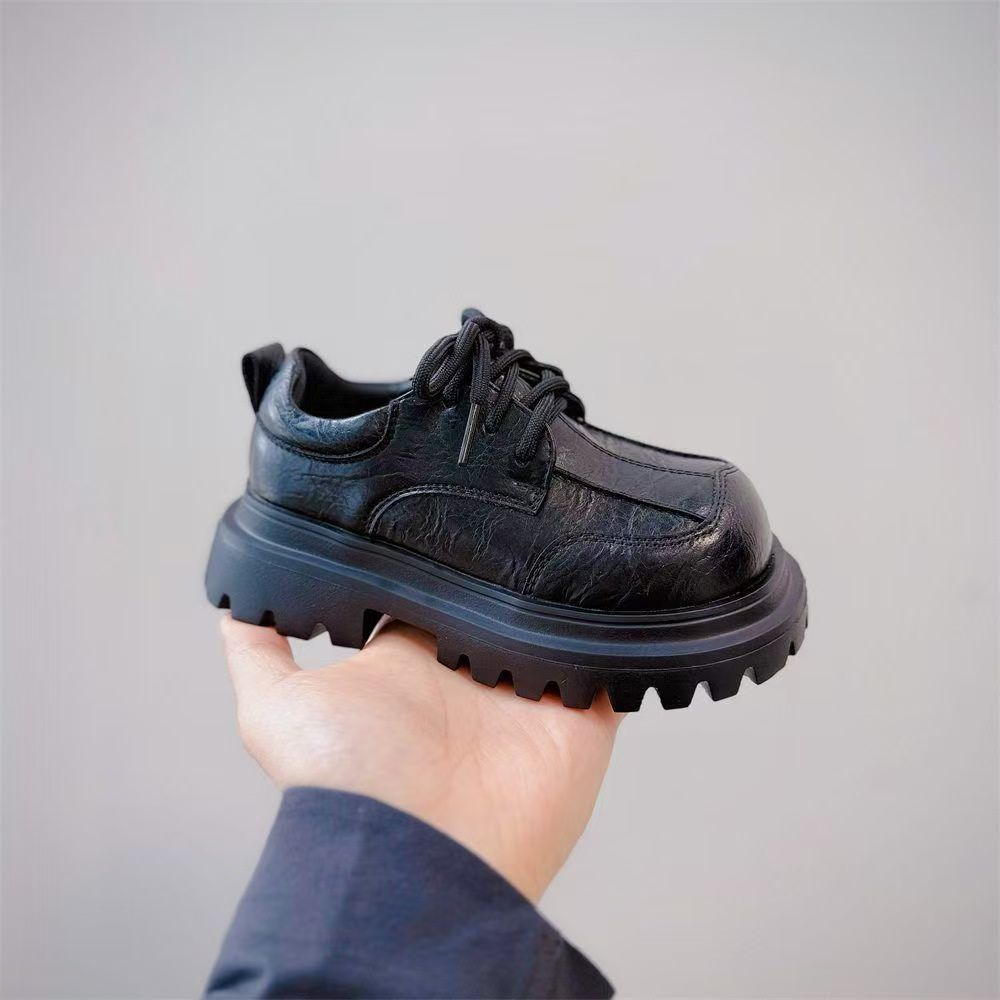 Zapatos de moda para niños 2026 primavera nuevo estilo británico retro Leaf zapatos para niñas zapatos de cuero de velcro