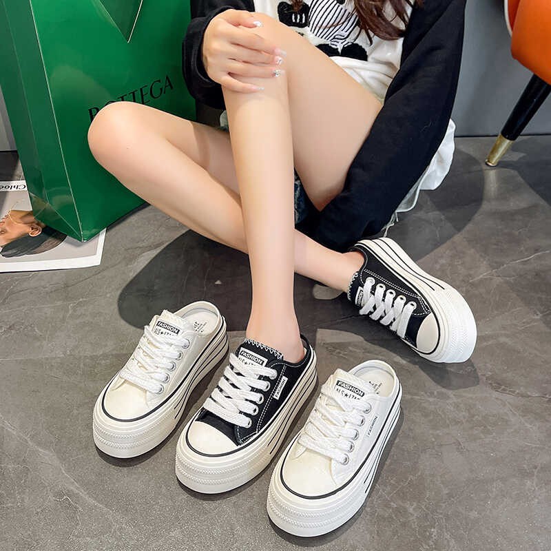 2025 verano y otoño nuevo sin talón versátil transpirable mallas perezosas zapatos blancos para mujeres