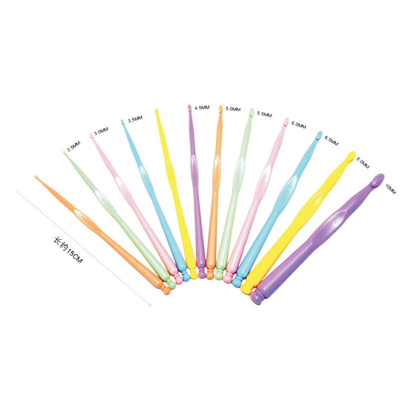 Colorido TPR mango suave traje de ganchillo de aluminio hecho a mano DIY tejer de ganchillo suéter de ganchillo de plástico al por mayor de ganchillo de metal