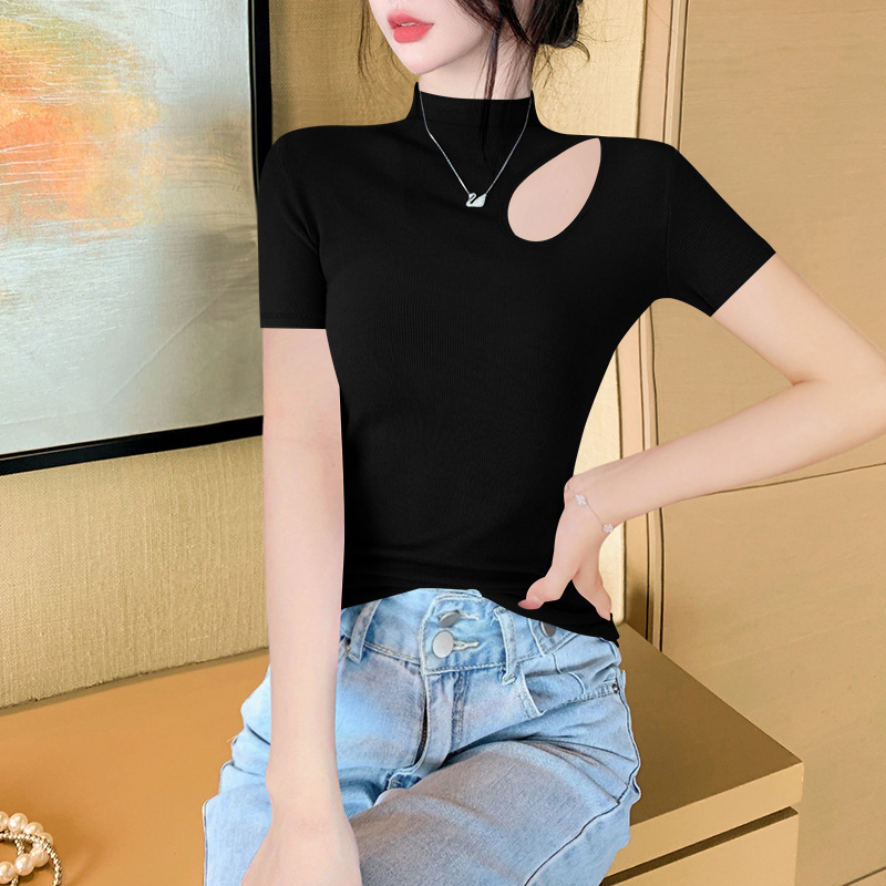 검은색