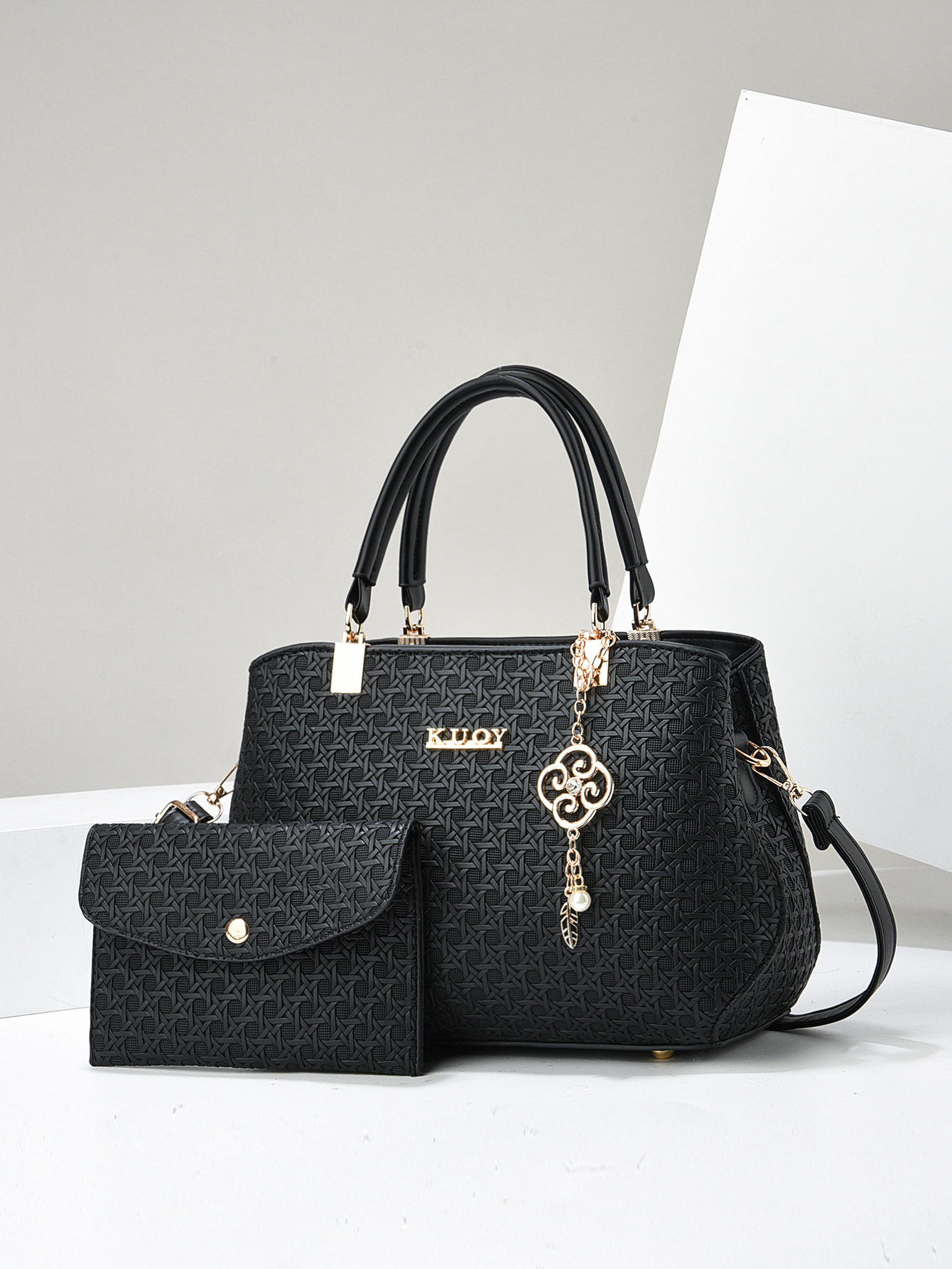 Femmes Grande Faux Cuir Impression Vêtement De Rue Carré Fermeture Éclair Sac À Main display picture 19