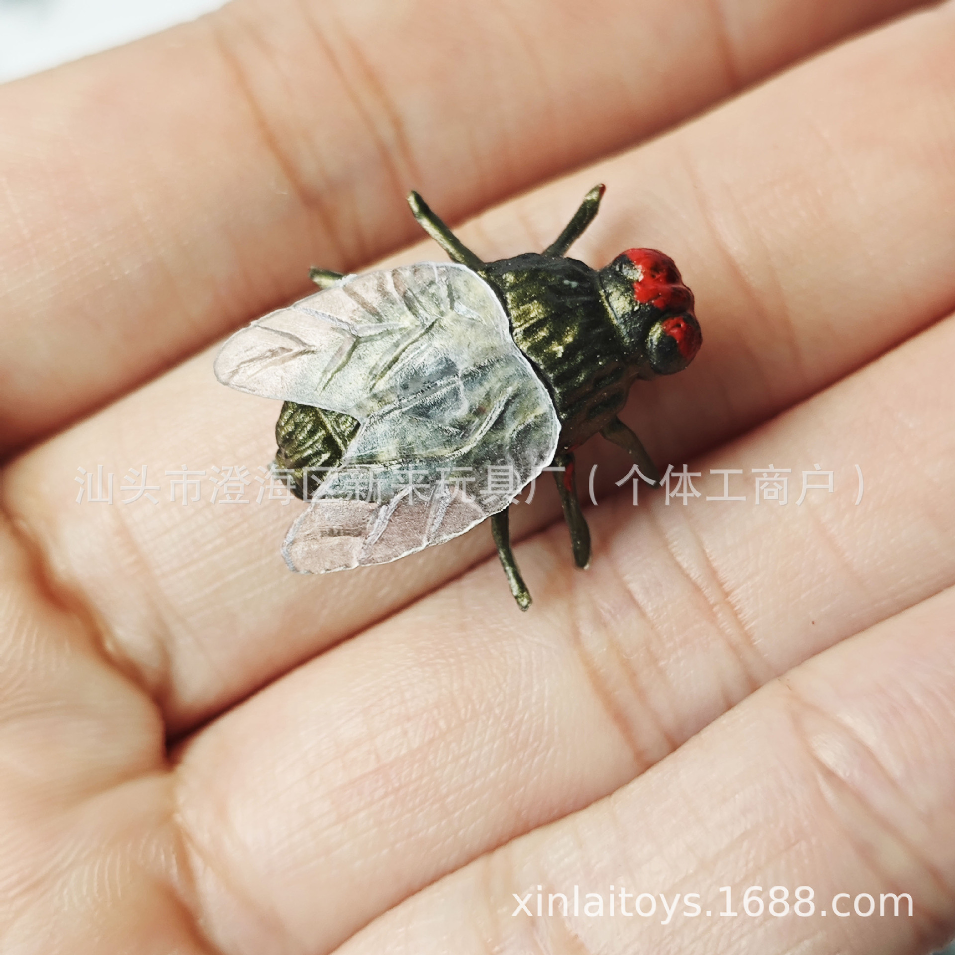 가짜 파리 장난감 1.5*1.5cm, 0.24g/개