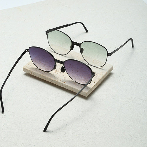 WAVE Cookies-style Foldable Sunglasses Portable Outdoor Travel Photography Sunshading Glasses Large Frame Unisex Sunglasses