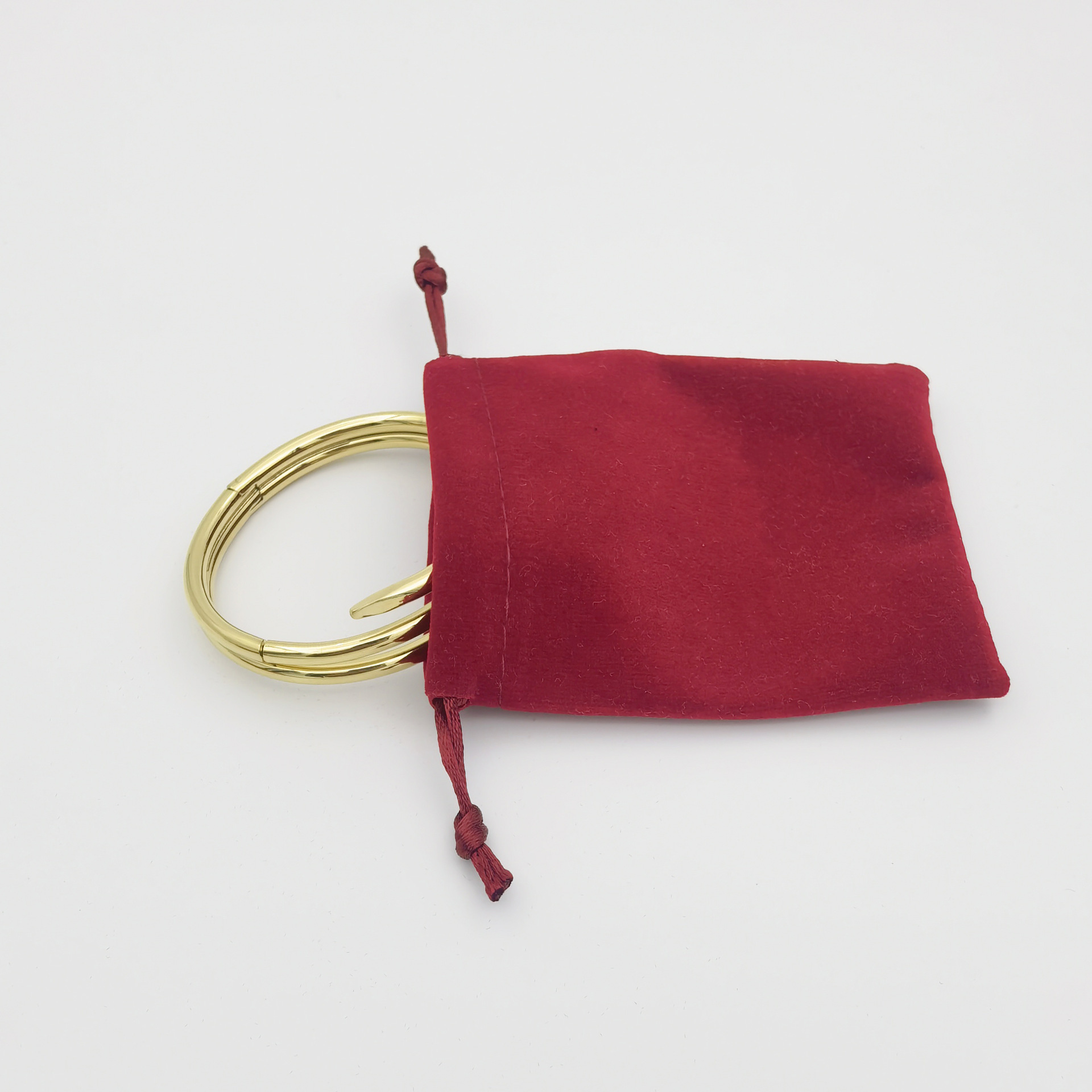 卡家满钻钉子手镯