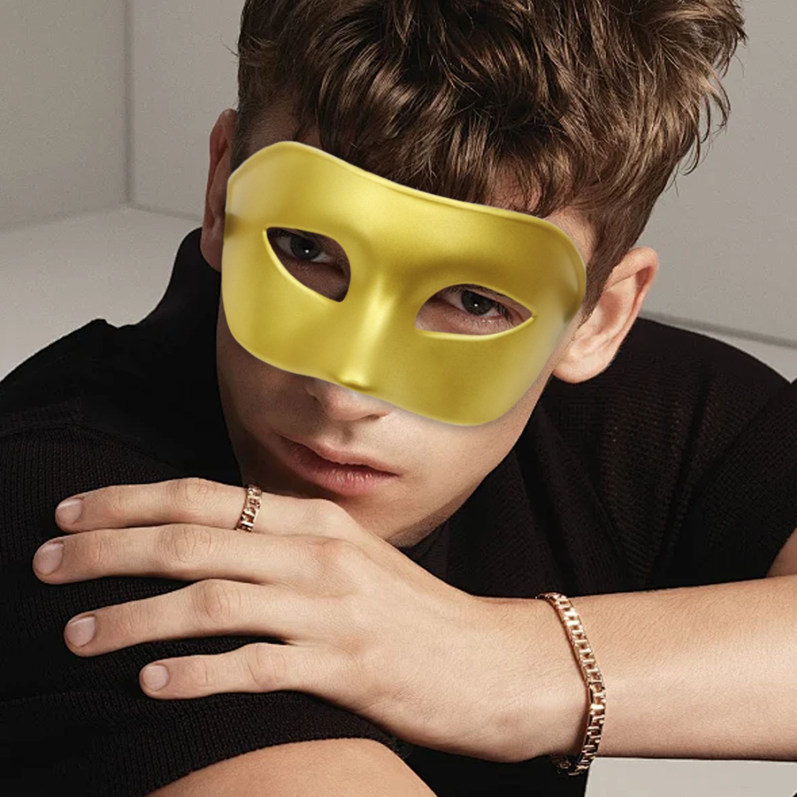 Amazon Hot Sale Fiesta de baile de mitad de cara gruesa para adultos mascarillas de ojos de hombre PP máscaras de cabeza plana retro