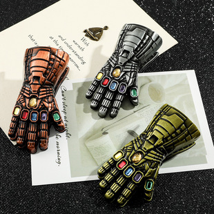 Creative Marvel Series Thanos Hand Clip Iron Man Palm Hand Clip Classic Thanos Hand Fan Gift