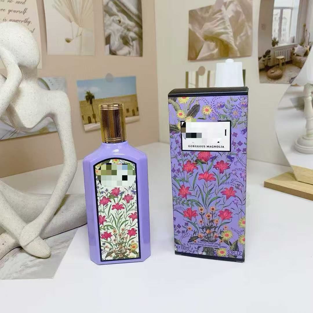 Qadın üçün güclü ətir, 100 ml, çiçək və vanil notları