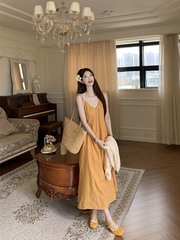 Gentle Style Suspender Dress for Women 2025 Summer New Loose Cut Out Design Holiday Long Skirt A-Line Skirt