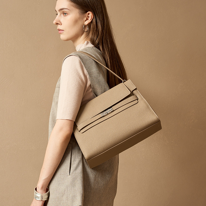 Luxury Genuine Leather Underarm Bag For Women Retro Suede Cowhide Commuter High-End Large Capacity Shoulder Tote Bag - Thumbnail 4
