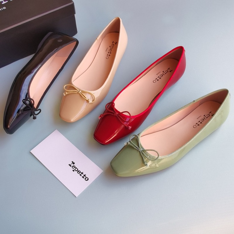 Low ballet shoes square toe with bow low-cut flat made of patent…