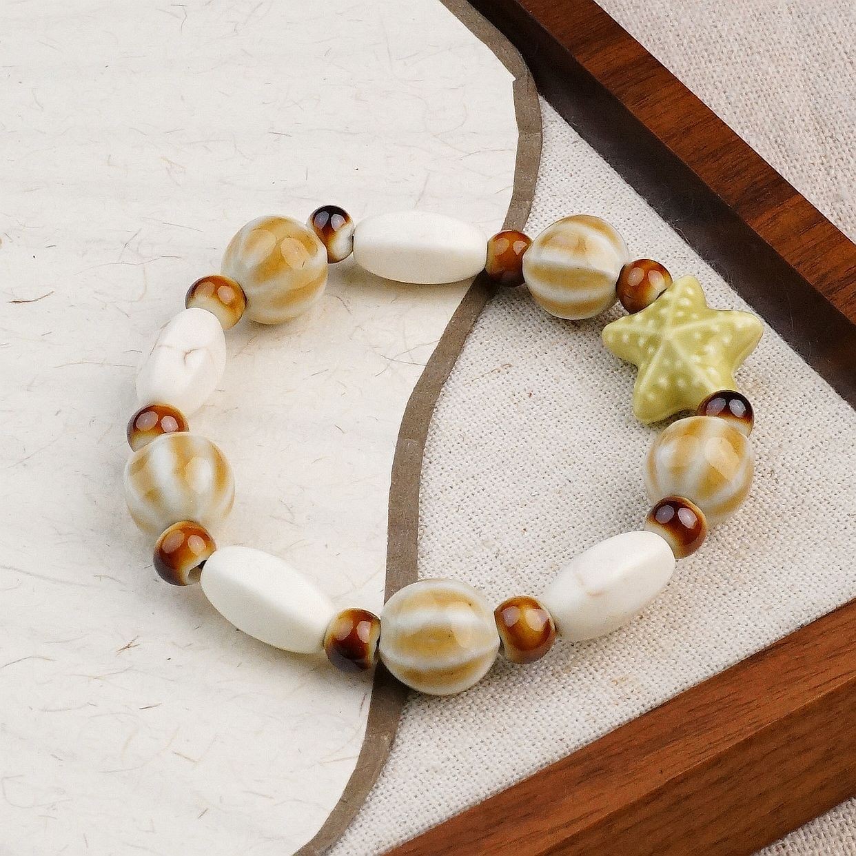Jingdezhen pulsera de cerámica de verano mujer alta sensación galletas serie de gatos nicho diseño universal pulsera alta sensación