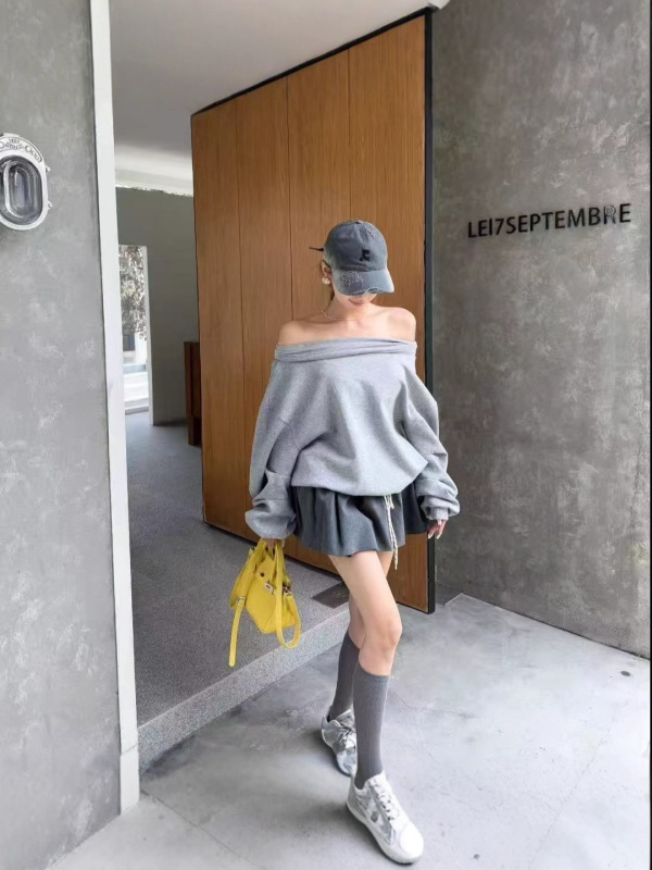 十三行2025早秋新款韩版时尚百搭显瘦斜肩长袖卫衣女宽松休闲上衣|undefined
