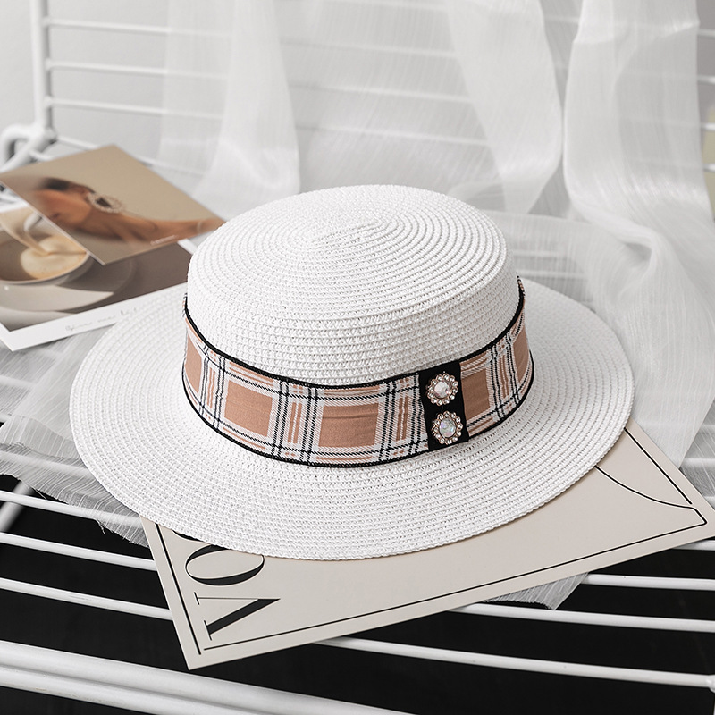 Women's Simple Style Commute Color Block Patch Flat Eaves Straw Hat display picture 2