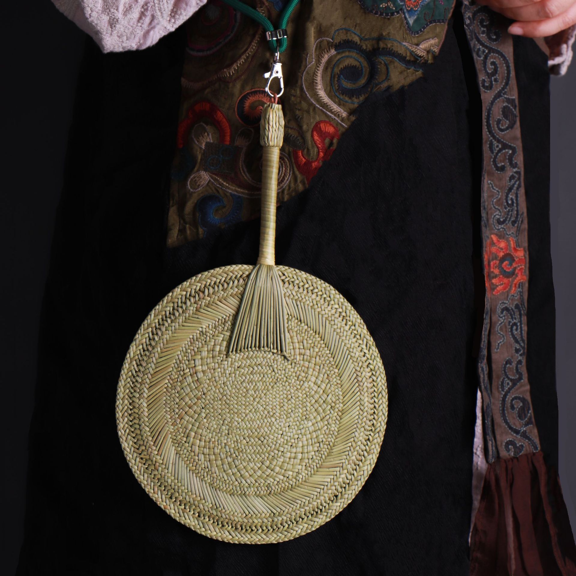 둥근 부채 18cm 밧줄 포함