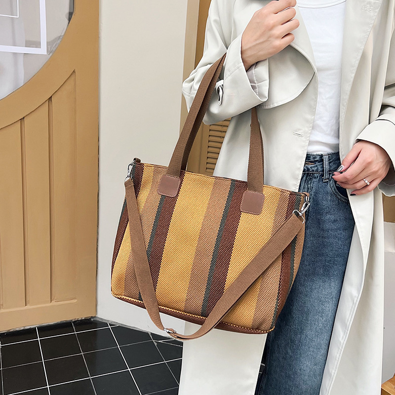 Bolso de lona bolso tote a rayas 2023 nuevo bolso de mujer bolso de mensajero de color dulce japonés de gran capacidad