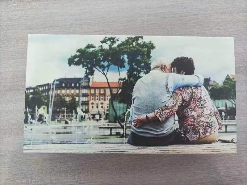 Unikang P600 audífono para ancianos sordos oído dedicado genuino bienes jóvenes amplificador de sonido inalámbrico al por mayor