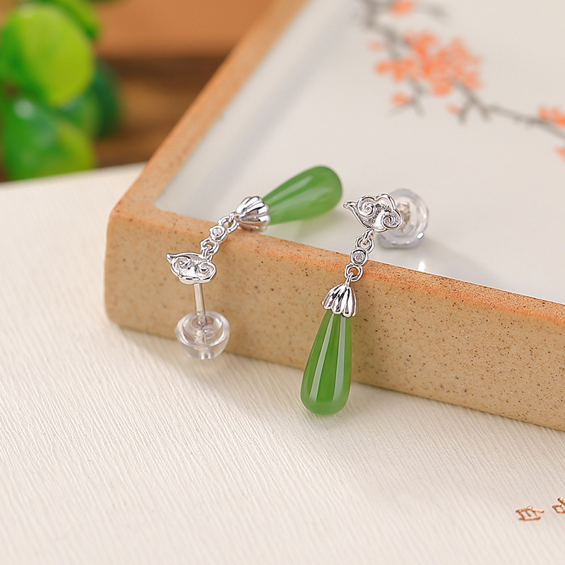 Khuyên tai nữ bạc S925 mạ vàng đính đá ngọc bích hình mây lành — Kiểu màu bạc