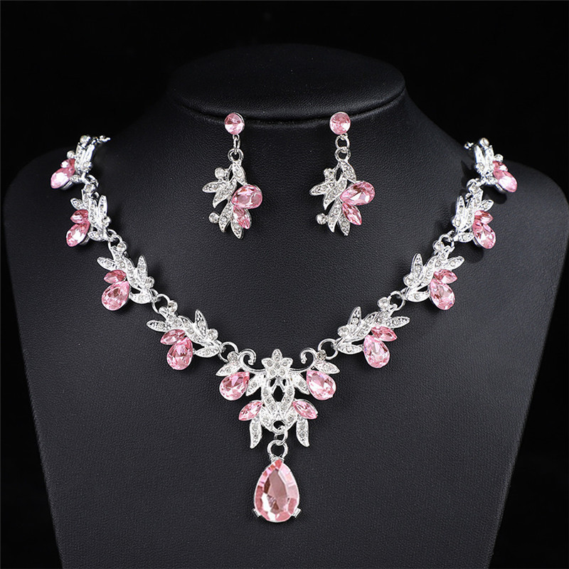 Cross-Border Fashion Bridal Pink Crystal Necklace and Earrings Set Women's Jewelry Set Wedding Dress Banquet Dress Accessories Cross-Border Fashion Bridal Pink Crystal Necklace and Earrings Set Women's Jewelry Set Wedding Dress Banquet Dress Accessories