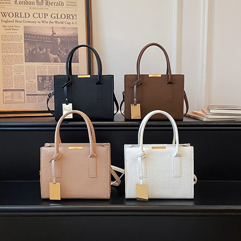 Fashionable Handbag, Luxurious Soft Leather Women's Handbag, New Style, New Color, Women's Shoulder Bag, Large Capacity Tote Bag Fashionable Handbag, Luxurious Soft Leather Women's Handbag, New Style, New Color, Women's Shoulder Bag, Large Capacity Tote Bag