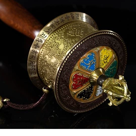 宗教法器;佛像/神像;舍利塔