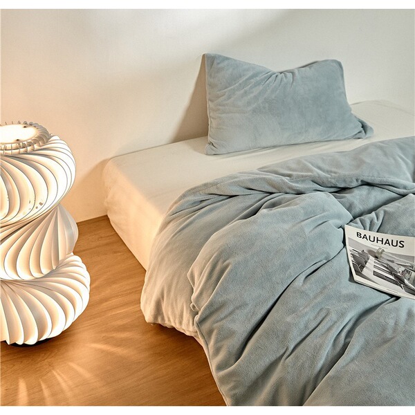 Solid color winter double-sided coral flannel duvet cover