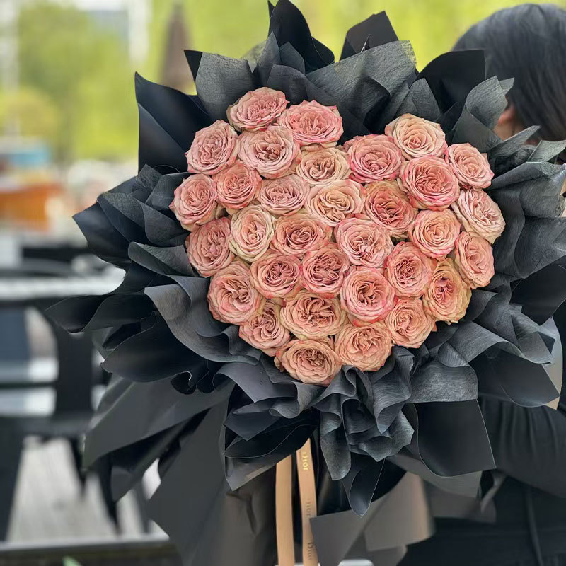 Huaxi creativo amor ramo de flores artefactos de plástico en forma de corazón florista materiales de embalaje de flores al por mayor