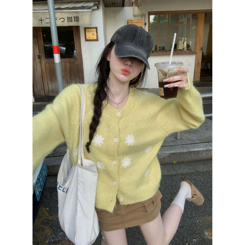 韩版雏菊勾花插肩慵懒针织衫女秋冬新款单排扣毛衣小个子外套上衣|undefined