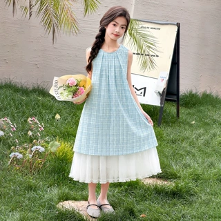 女童蓝色格子连衣裙2026新款小女孩夏季假两件海边穿搭度假长裙子