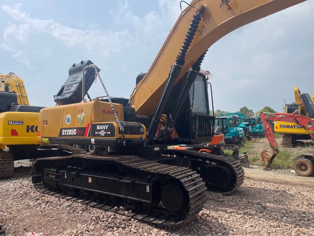 Exportación de línea de comercio exterior de segunda mano 3 - 1205 215 235 gran excavadora movimiento rápido