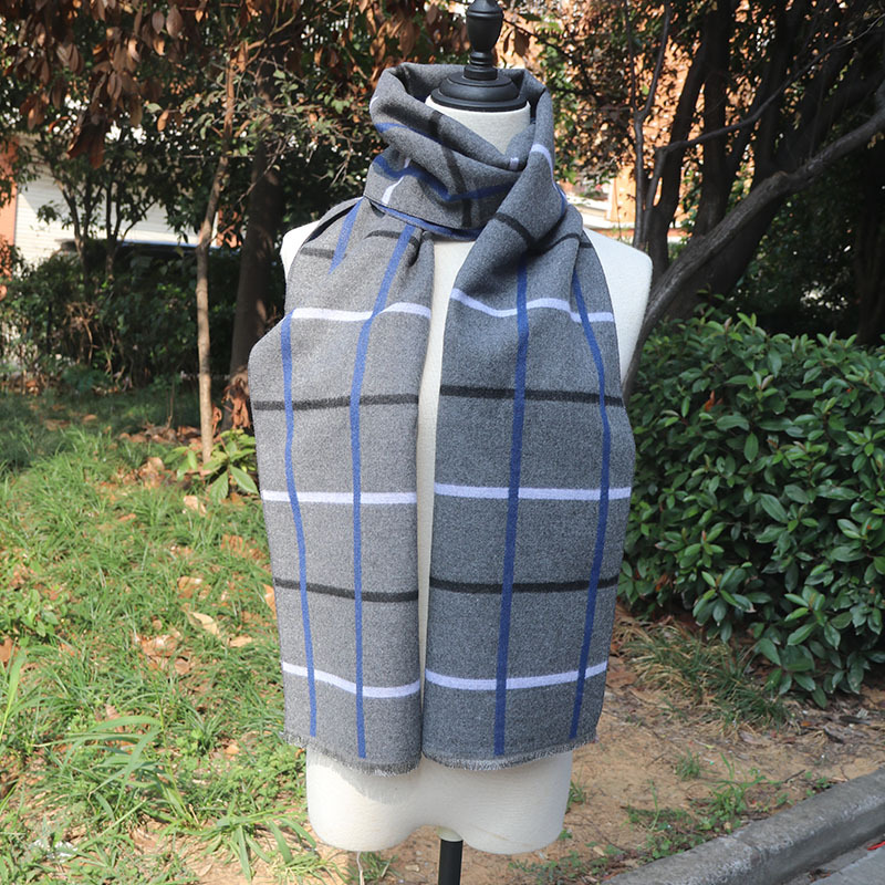 Cachecol de jacquard xadrez com franjas para homem_voghion.com