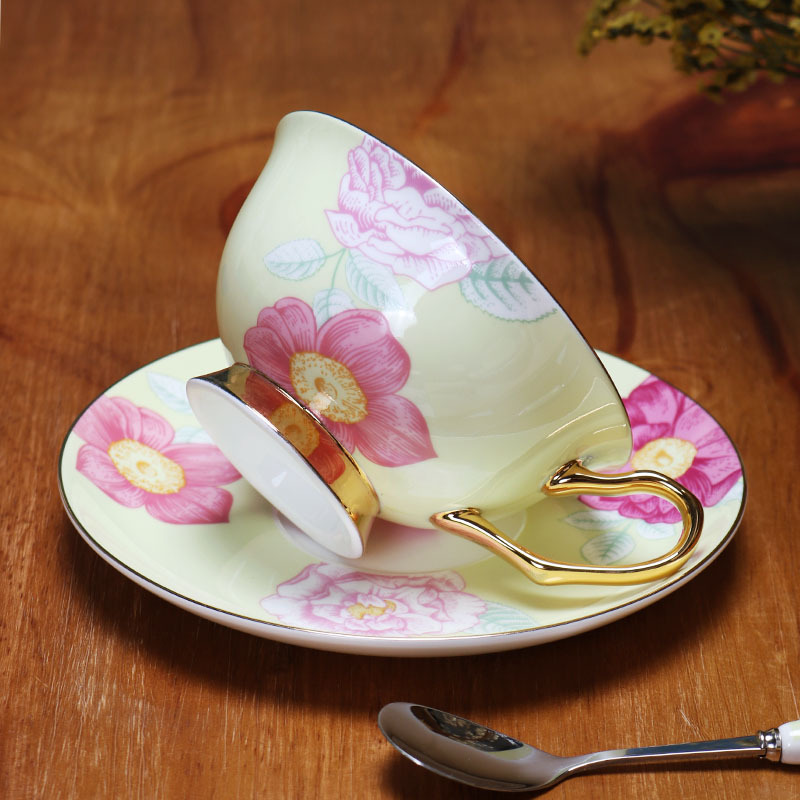 China de hueso taza de café y platillo traje hogar europeo lujo británico tarde té Taza de cerámica juego de té caja de regalo traje