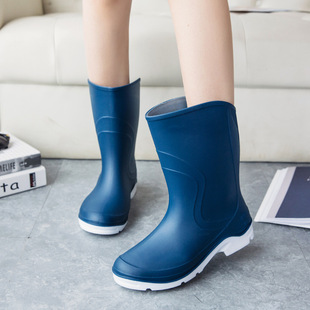 Rain boots Women's South Korea fashion rain boots Women's rubber shoes mid-calf water boots fleece-lined waterproof shoes short non-slip overshoes warm