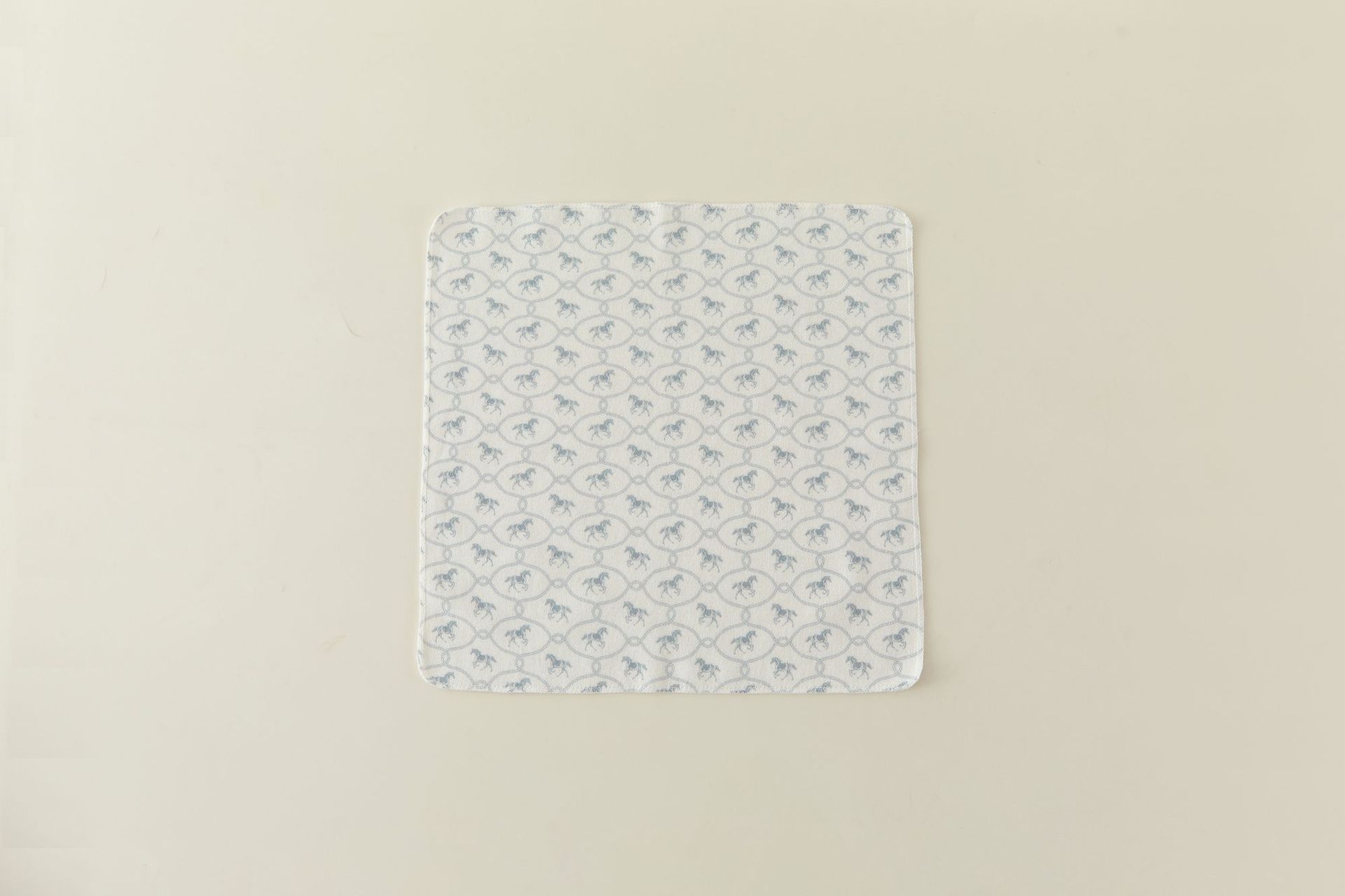 Wrangler huan ge breastfeeding towel