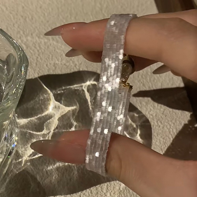 波光粼粼~复古缎面进口古董珠手链手工自制简约高级轻奢贵气手环|undefined