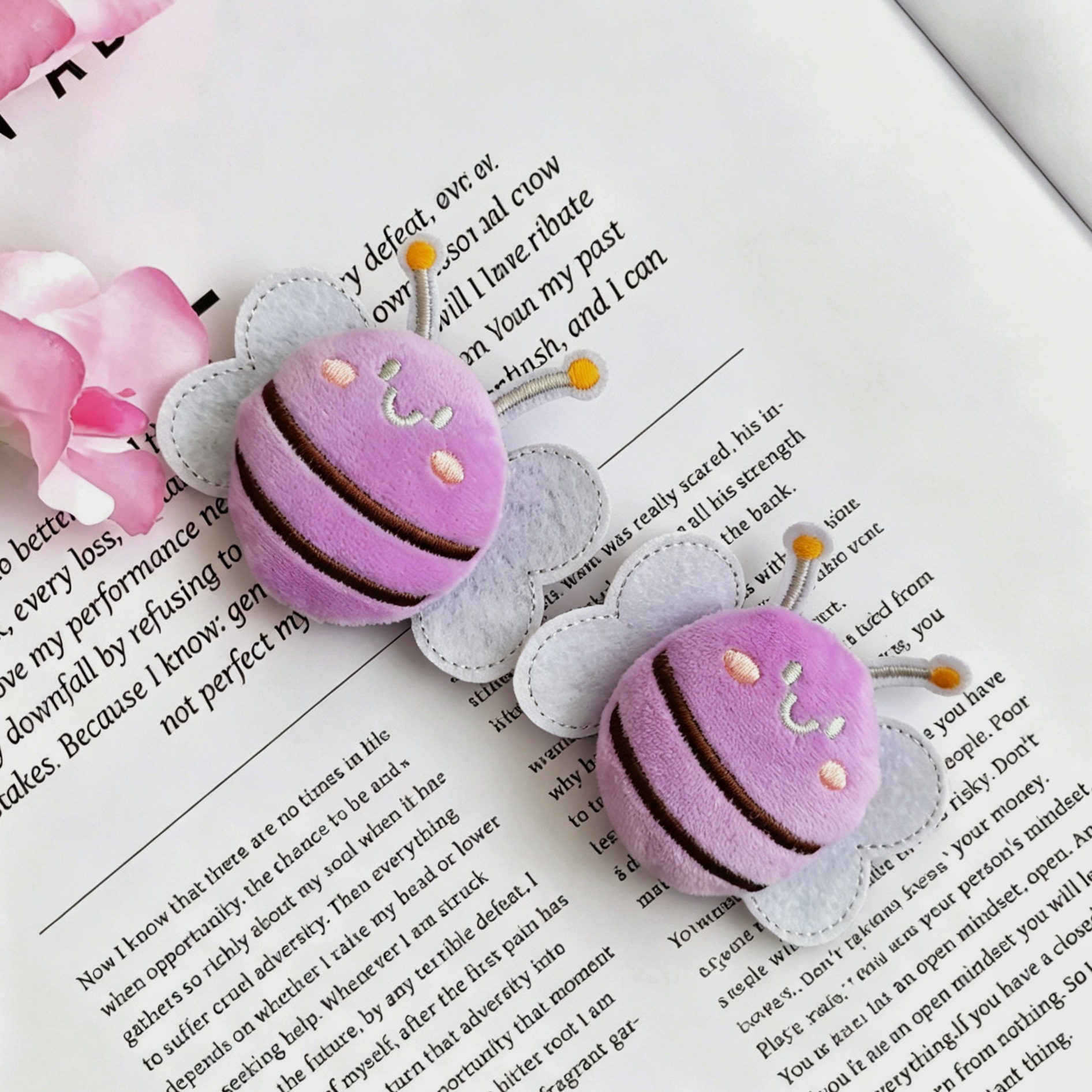 Cartoon Plush Cute Colorful Little Bee Doll Brooch-Style Pendant for Clothing, Shoes, Hair Accessories, Bags, DIY Accessories