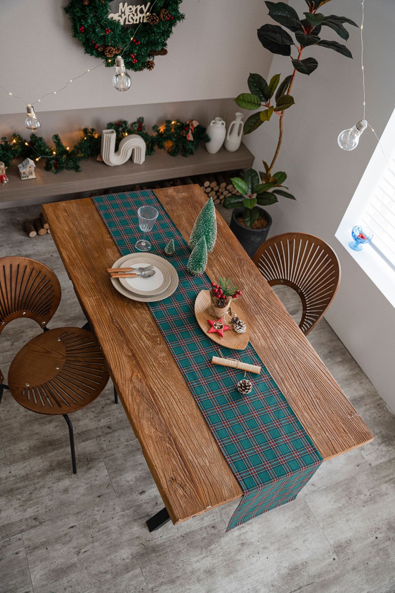 夹心格墨绿桌旗