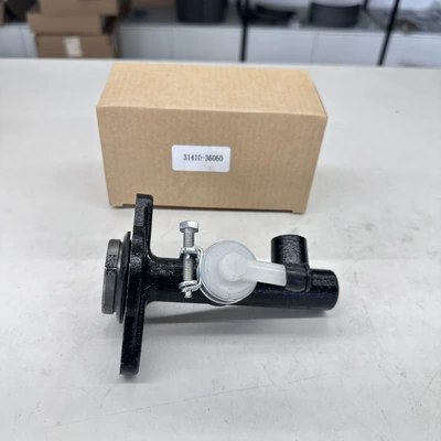 31410-36060 31401-36050 Is Suitable for Toyota Dyna Clutch Master Cylinder (Other brake systems)