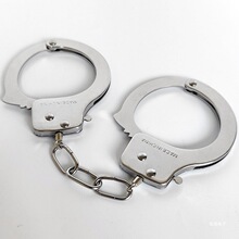 玩具手铐剧本杀密室道具手扣不锈钢情侣铁手拷合金加厚脚拷锁儿童
