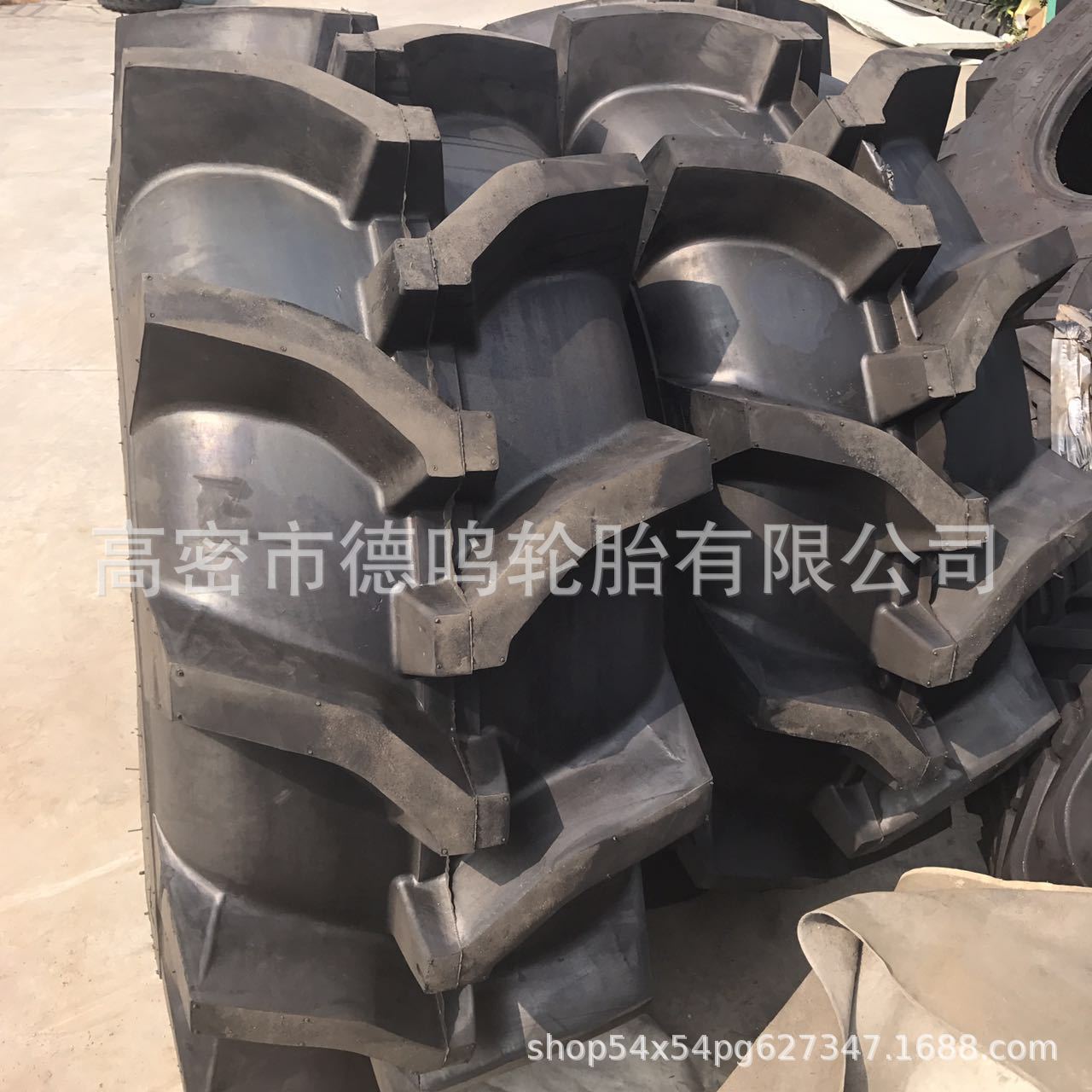 Suministro de neumáticos de tractor 19,5 L-24 de arroz campo rueda neumático 16/70-20