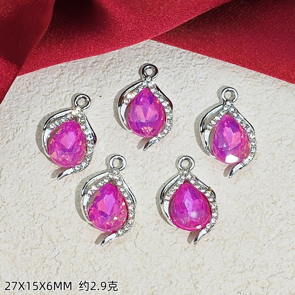 Exquisitos accesorios de joyería colgante de diamante de alta protección ultravioleta al por mayor collar DIY artesanal colgante de materiales de ropa de pulsera