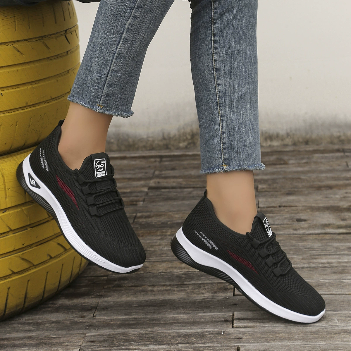 Amazon трансграничные 2024 новые повседневные бархатные теплые шнуровки удобные дышащие мягкие подошвы нескользящие короткие сапоги