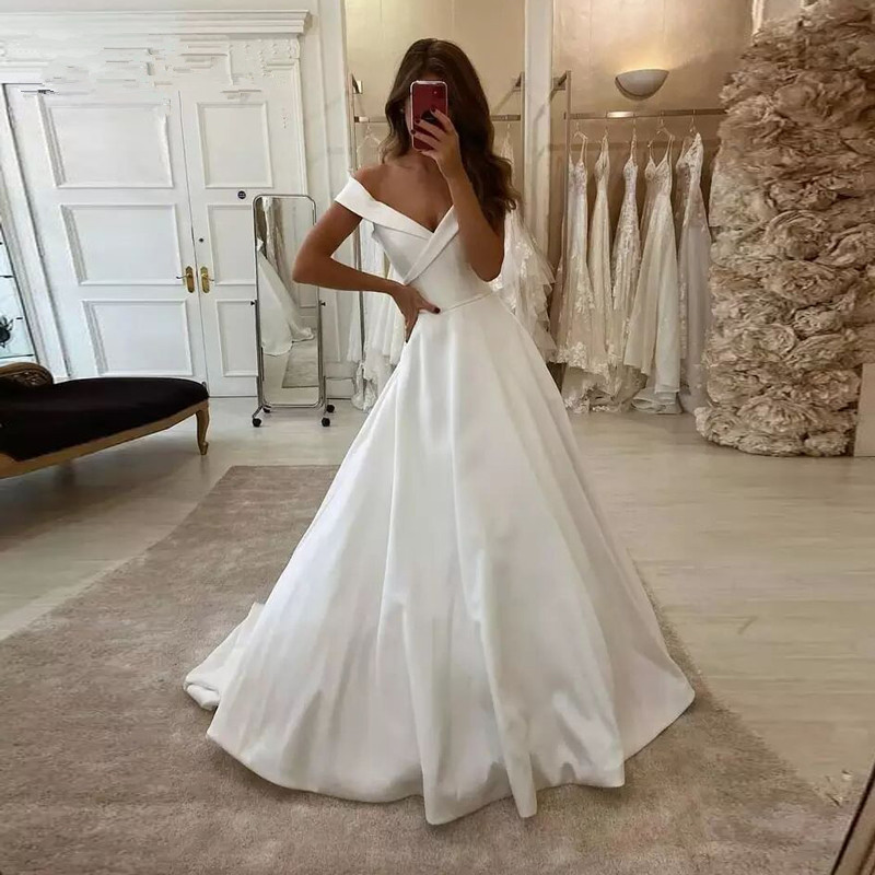 El comercio exterior de Europa y América Amazon AliExpress deseo nuevo vestido de boda vestido de noche sexy con cuello en V tarjeta hombro satén se puede personalizar