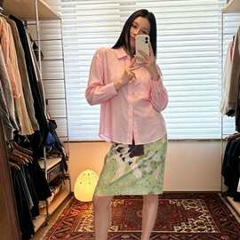 26夏季新款粉调亚麻衬衫+小狗油画半裙套装通勤两件套146
