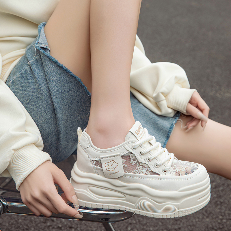 Women's White Platform Skateboarding Shoes Breathable Mesh Dad Trainers_voghion.com