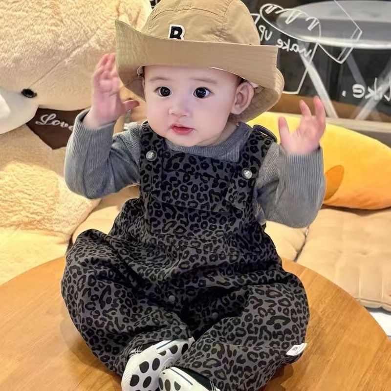 一岁男童宝宝洋气豹纹分体套装秋季款婴幼儿衣服上衣背带裤两件套|undefined