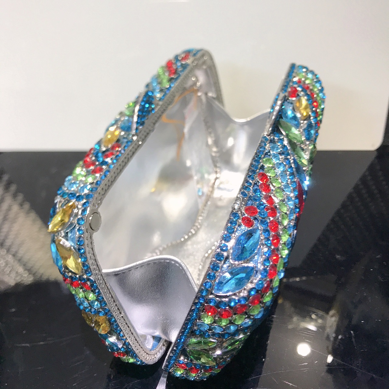 Túi clutch nữ đính đá pha lê hình bông lúa mì, cầm tay dự tiệc sang trọng — Màu đỏ hoa hồng chi tiết 4