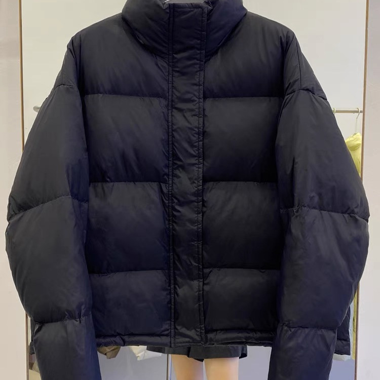 검은색